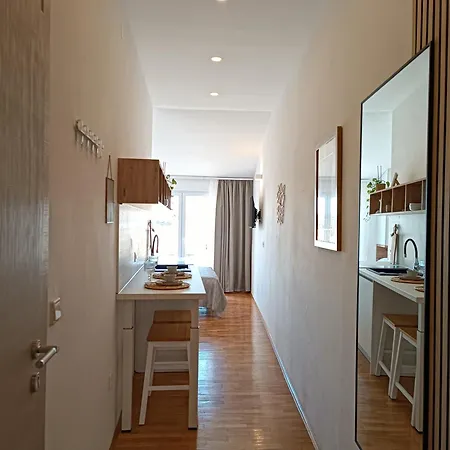 Pluton Apartment Primosten