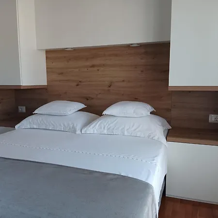Apartment Pluton *