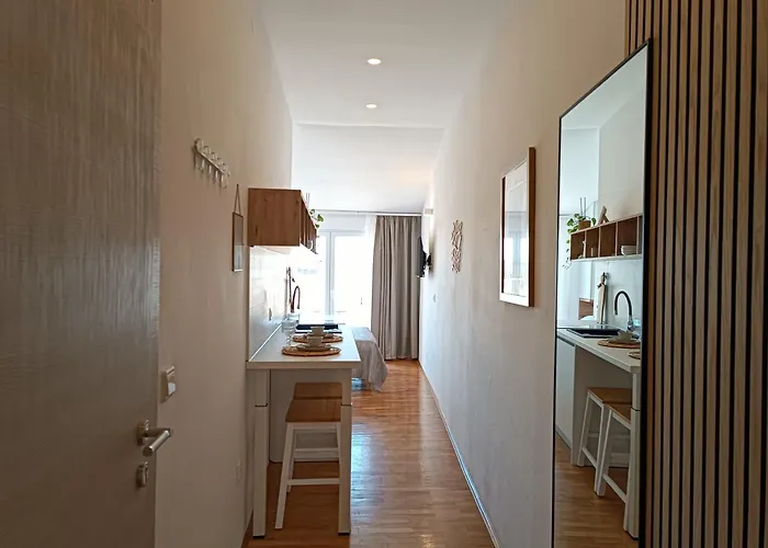 Pluton Apartman Primosten